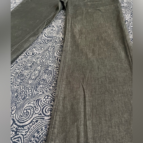 Wide Leg Stretch Pant - Picture 10 of 10